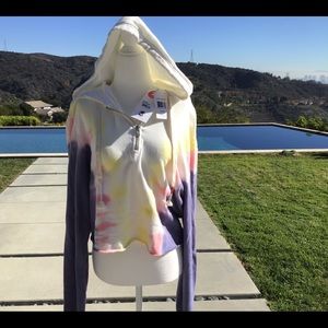 WILDFOX Brand New With Tags Hadley Hoodie Edelweiss Wash Cropped Tie-Dye Top